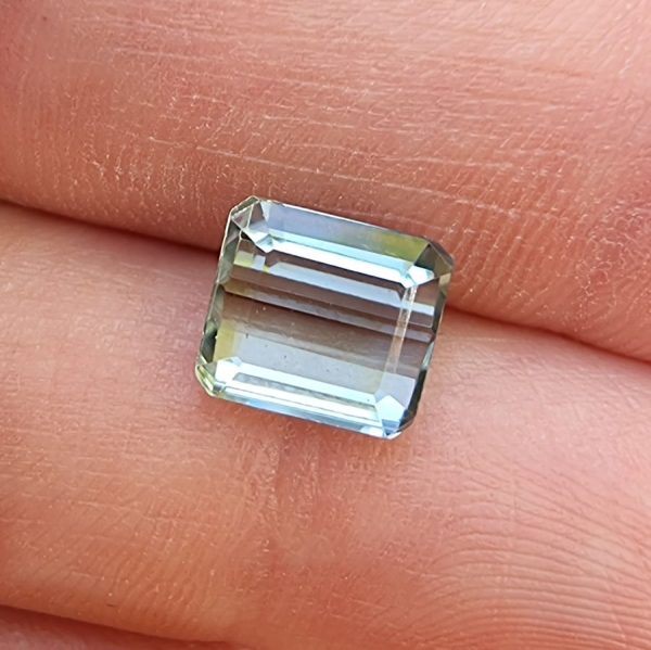 20220425_162123 turmalina albastru verzui