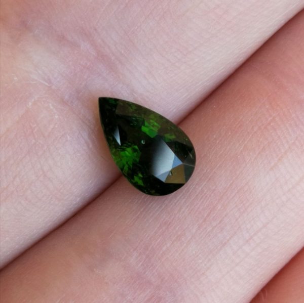 turmalina verde turmalina verde