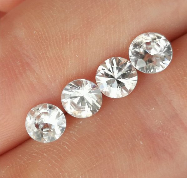 zircon natural alb zircon natural alb