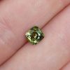 zircon natural verde