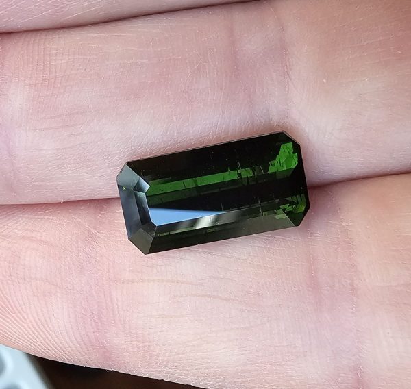 20240125_083936 Turmalina verde 7.18 ct.