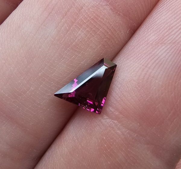 20240128_093354 granat color change