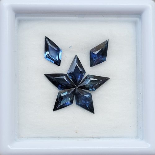 Safire albastre kite