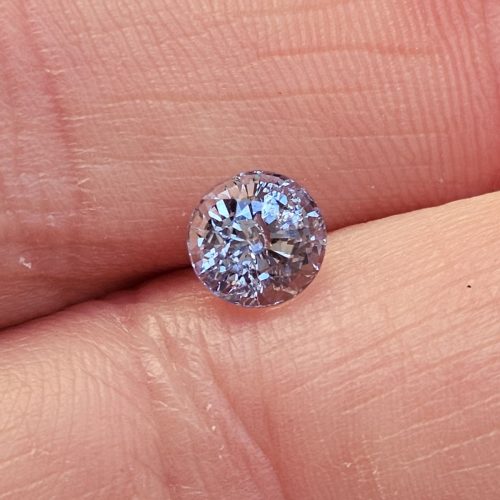 Safir albastru rotund