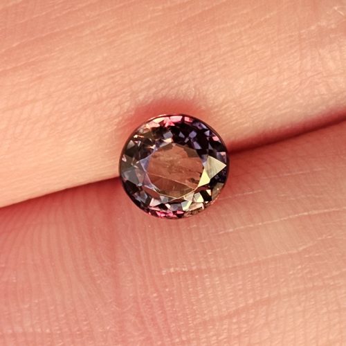 20250112_145802 Safir netratat roz