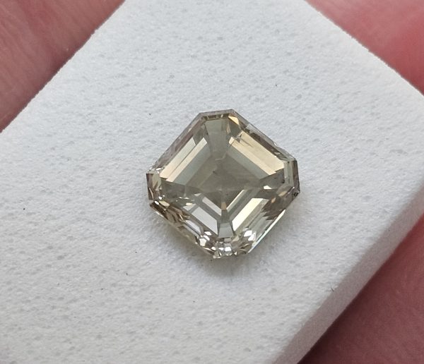 20251030_085024 diamant