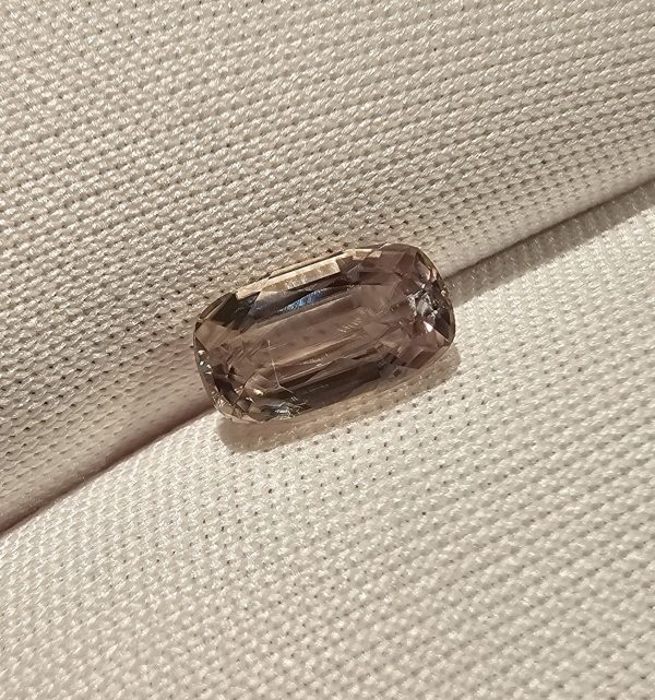 Diaspor color-change natural