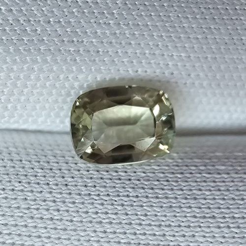 Diaspor color-change natural