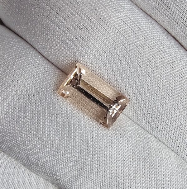 20260106_160708 Morganit natural