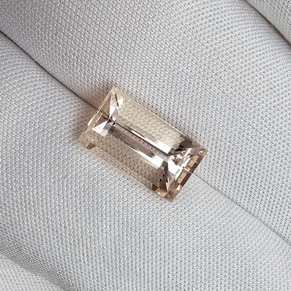 20260106_160711 Morganit natural