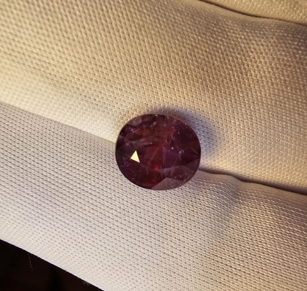 Safir natural 4.13 ct.