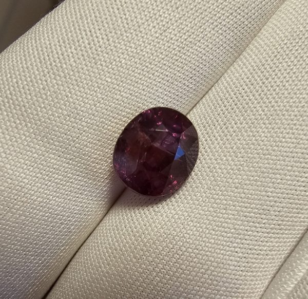 Safir natural 4.13 ct.