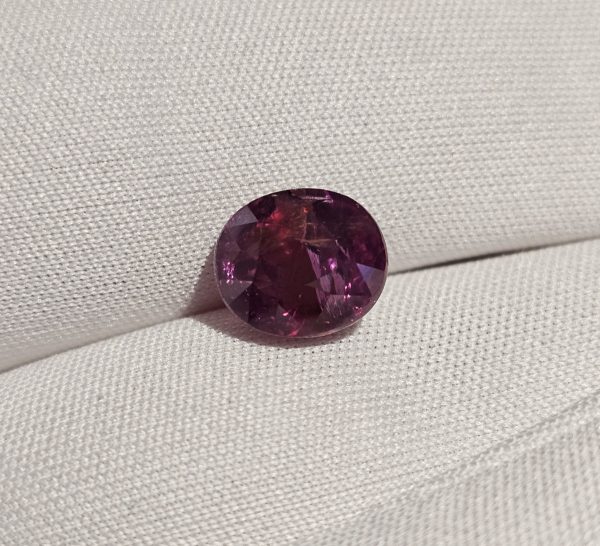 Safir natural 4.13 ct.