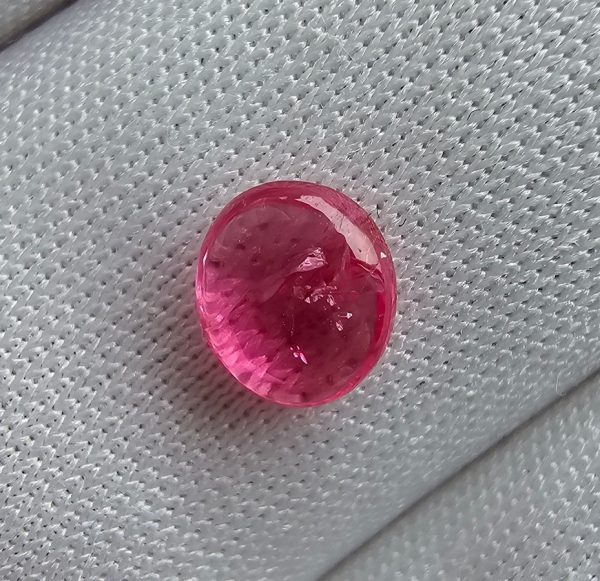 Spinel natural