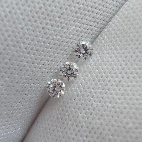 diamante naturale 2 mm.