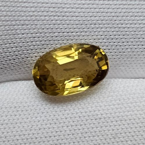 turmalina galbena natural