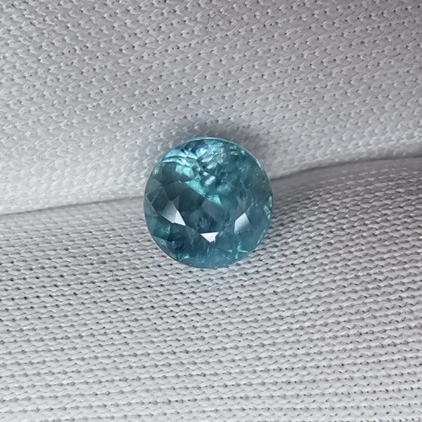 20260315_083538 Zircon natural