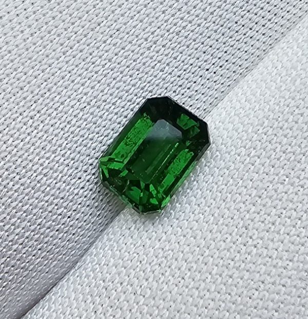 20260321_095812 Granat tsavorite