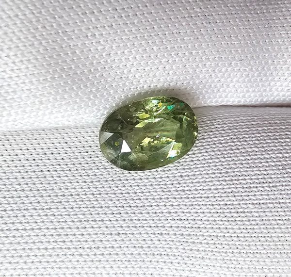granat demantoid