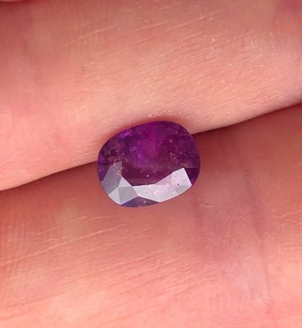 20260823_104624n Safir roz 1.97 ct.